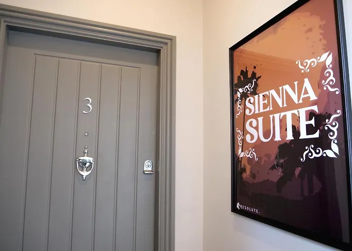 Silver Forge - Luxury 2 Bed - 2X En Suite - Siena Suite - Brand New!