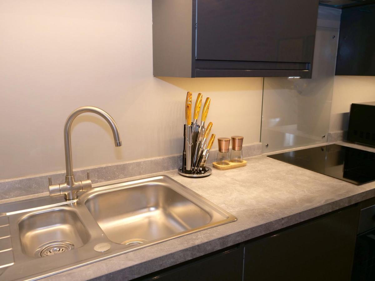 Apartment Silver Forge - Luxury 2 Bed - 2x En - Siena - Brand New!